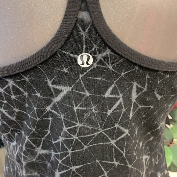 NWOT lululemon Athletic Tank Top - Picture 4 of 4